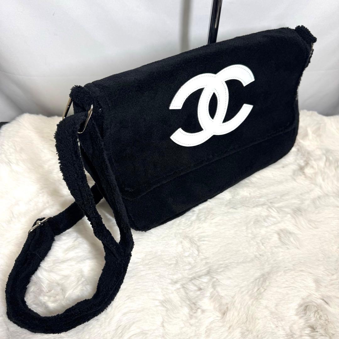 ブラック ミニショルダーバッグ ココデザイン