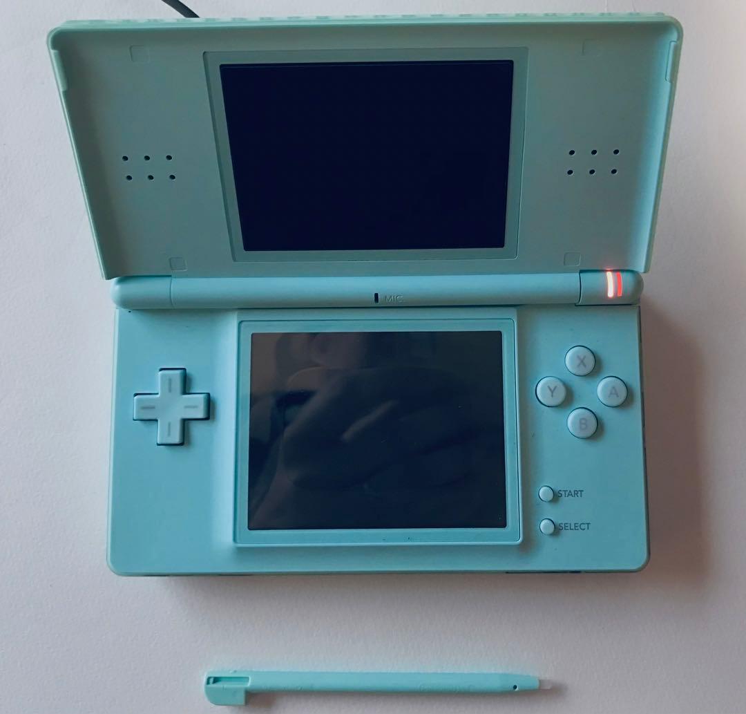 NintendoDS lite 『脳トレ・えいトレ・超ネプリーグ』付き