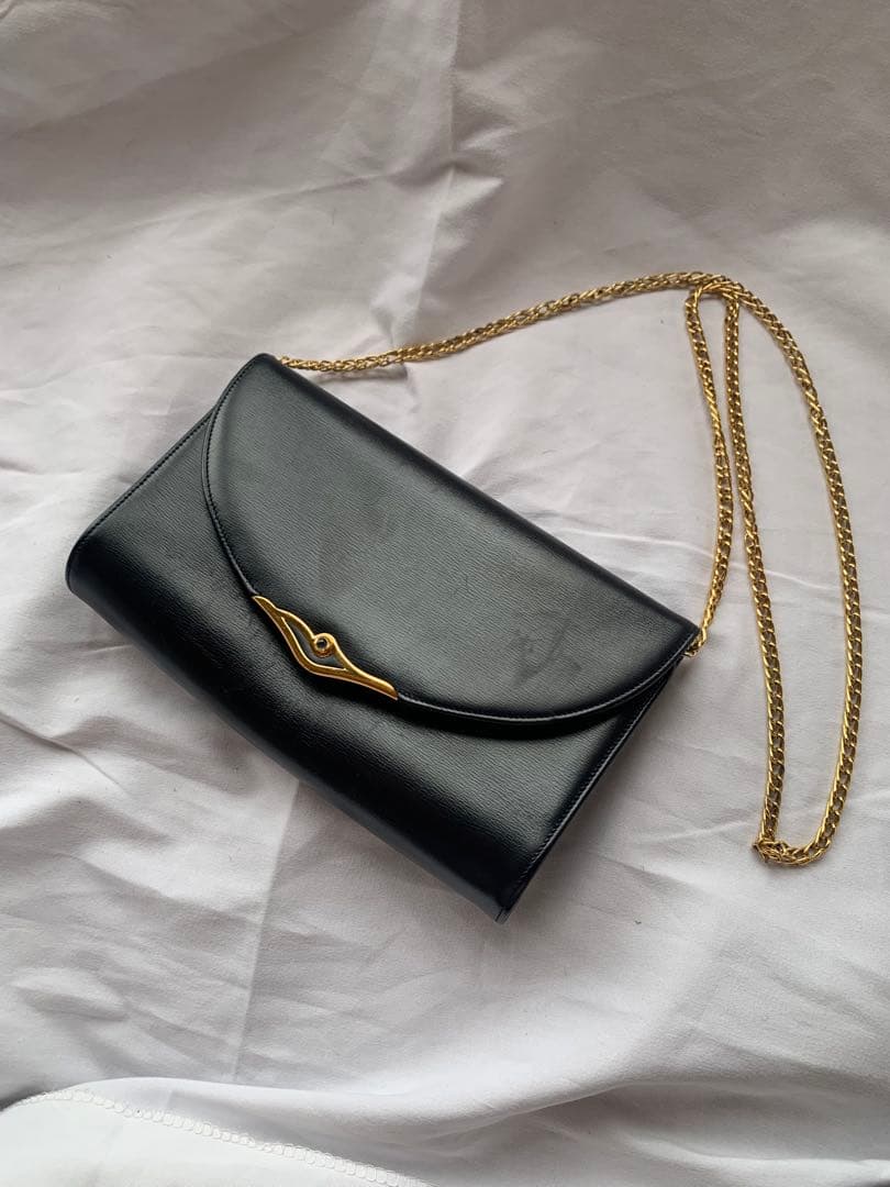 Cartier 　サファイアライン　フラップバッグ　クラッチ　チェーンショルダー