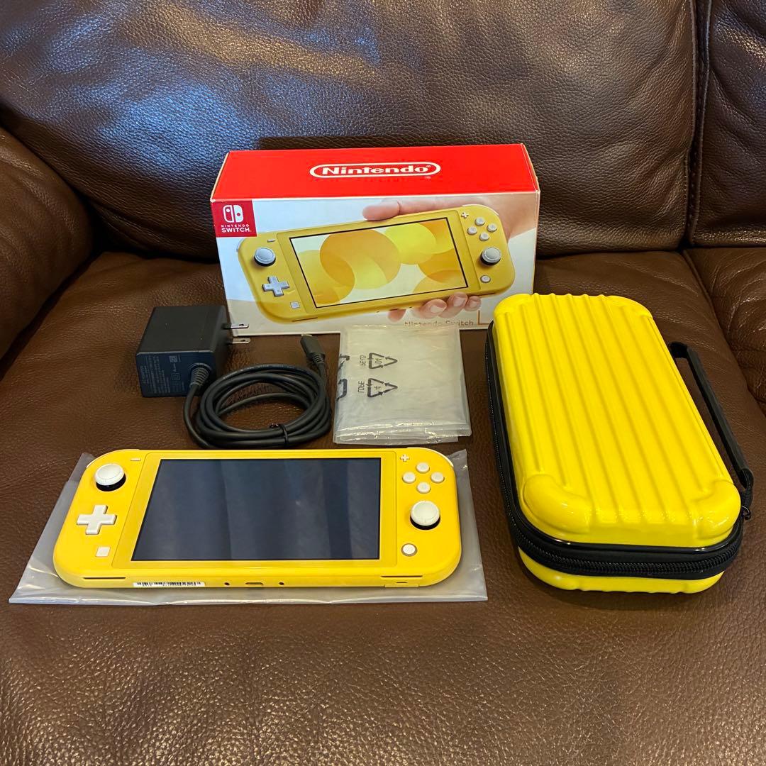 Nintendo Switch Lite イエロー ハードケース付き