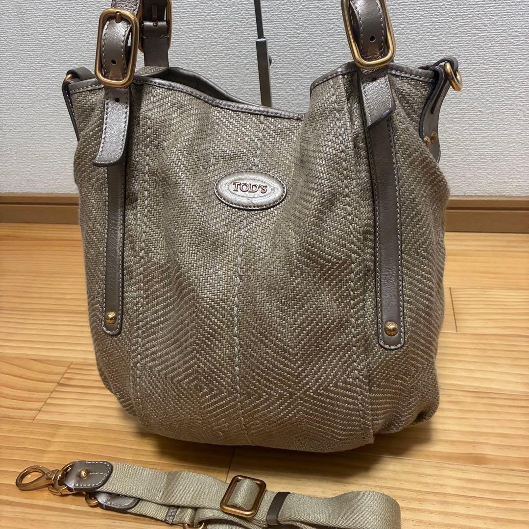 Tod's トッズ Gライン 2way ゴールド金具 ロゴ 刻印 大容量 肩掛け