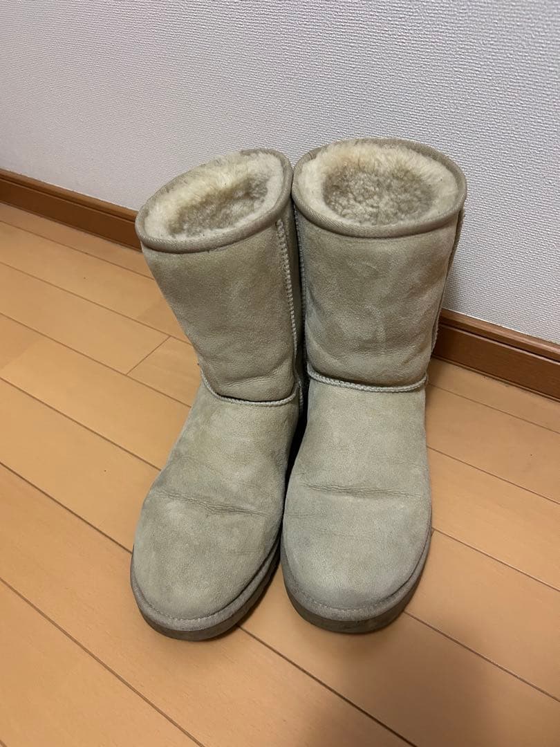 トト　ベージュ　UGG ムートンブーツ