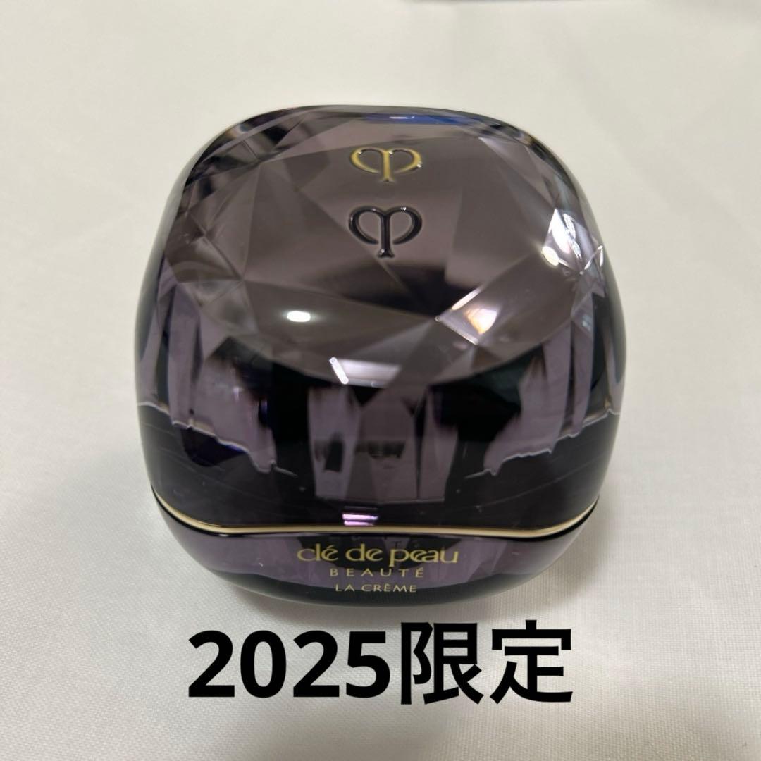 ラ・クレーム HOLIDAY 2025