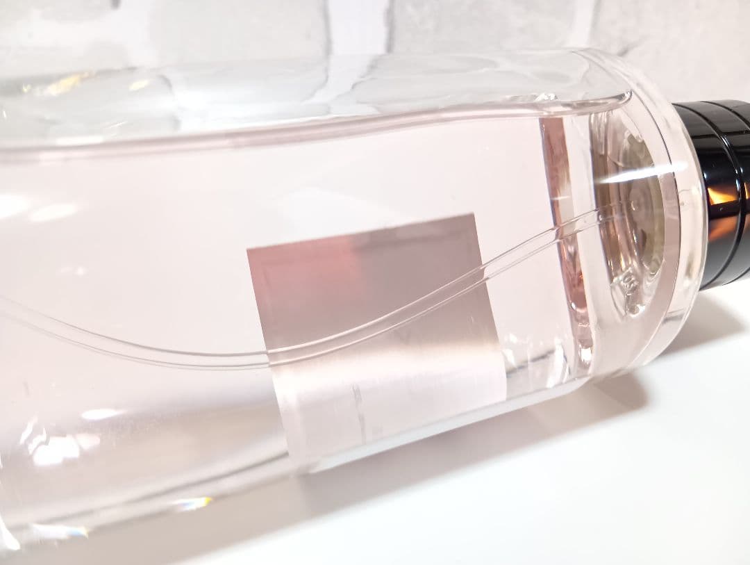 香水 dior　メゾンクリスチャンディオール　ディオラムール オードゥパルファン