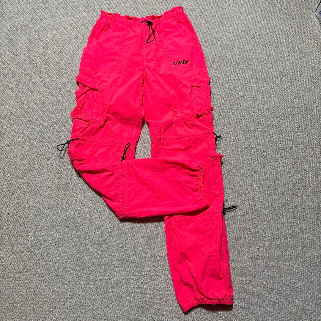 お値下げしました！ZUMBA ピンク カーゴパンツ