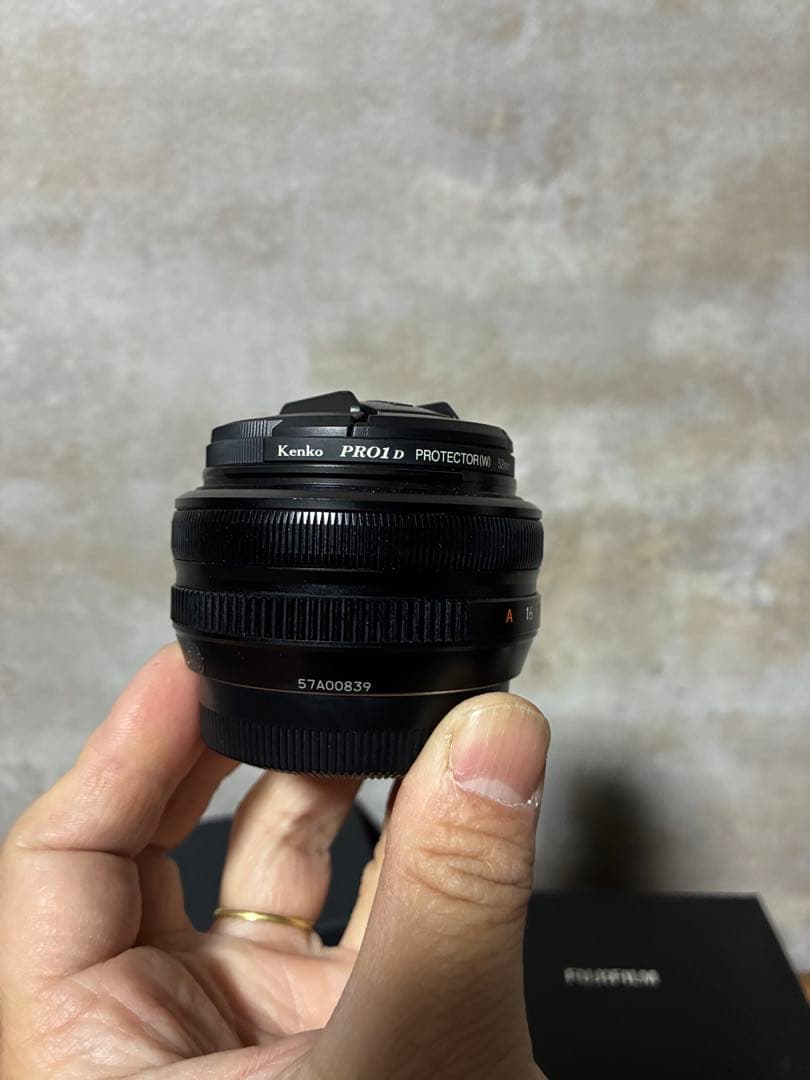 レンズ(単焦点) XF 18mm F2 R / FUJINON / FUJIFILM