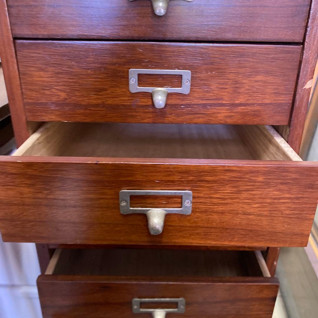 木製　書類棚　箪笥　タンス　レトロ　コロ付き　 G7821