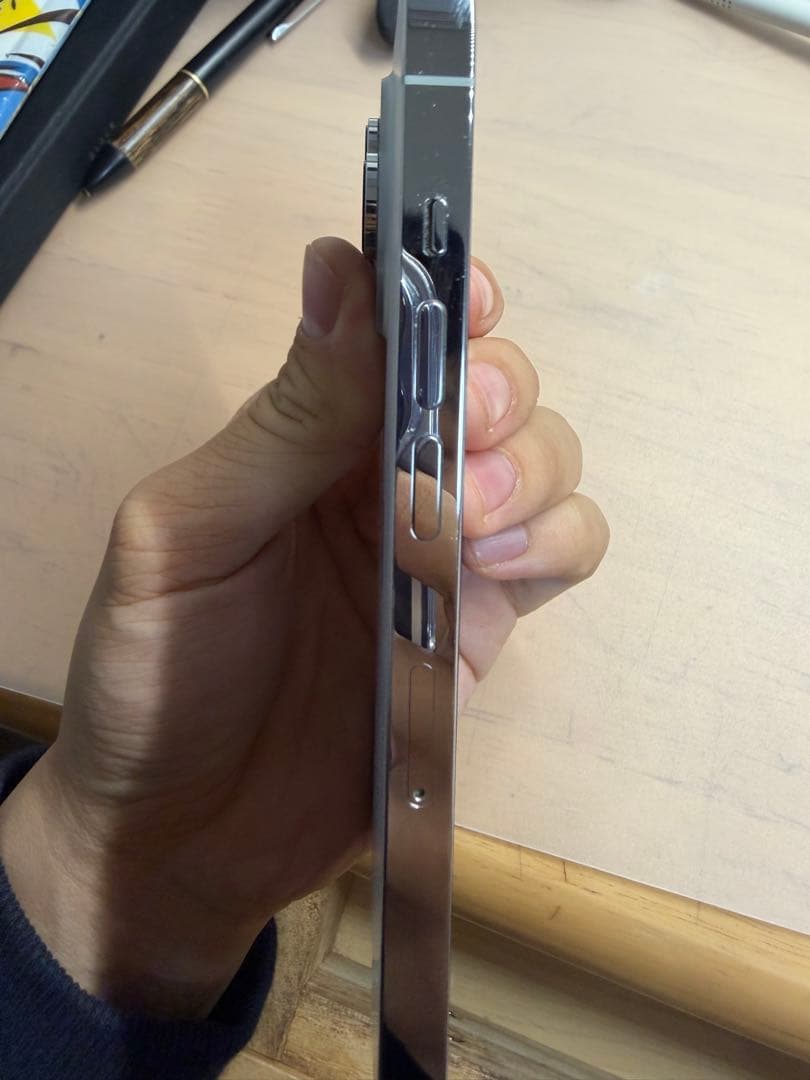 Apple iPhone 14 Pro ホワイト 本体　美品