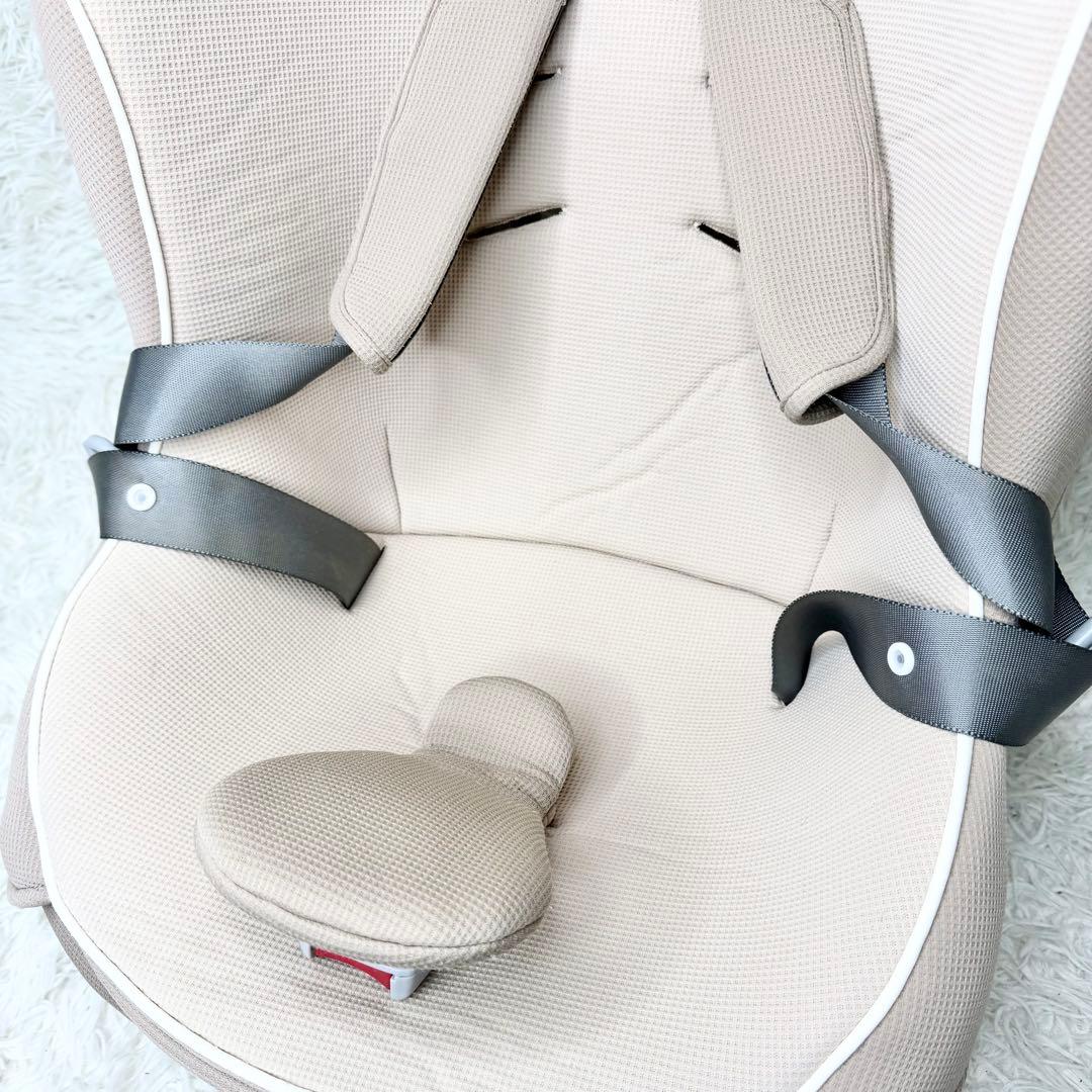 美品 Combi コッコロS UX ヘーゼルナッツ チャイルドシート 軽量