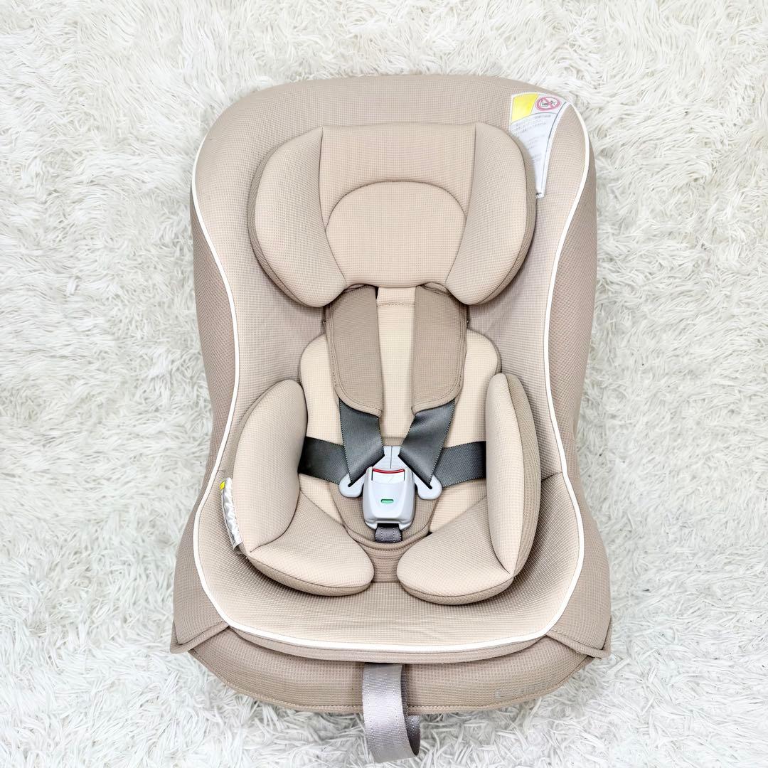 美品 Combi コッコロS UX ヘーゼルナッツ チャイルドシート 軽量