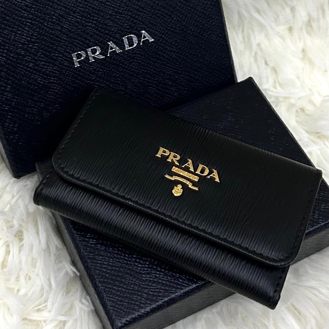 【極美品】PRADA プラダ 6連 レザーキーケース