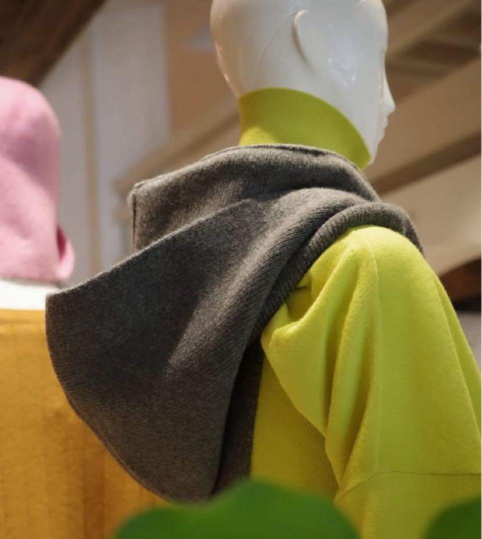 Y yo cashmere (イーヨ) フード付きマフラーカシミヤ