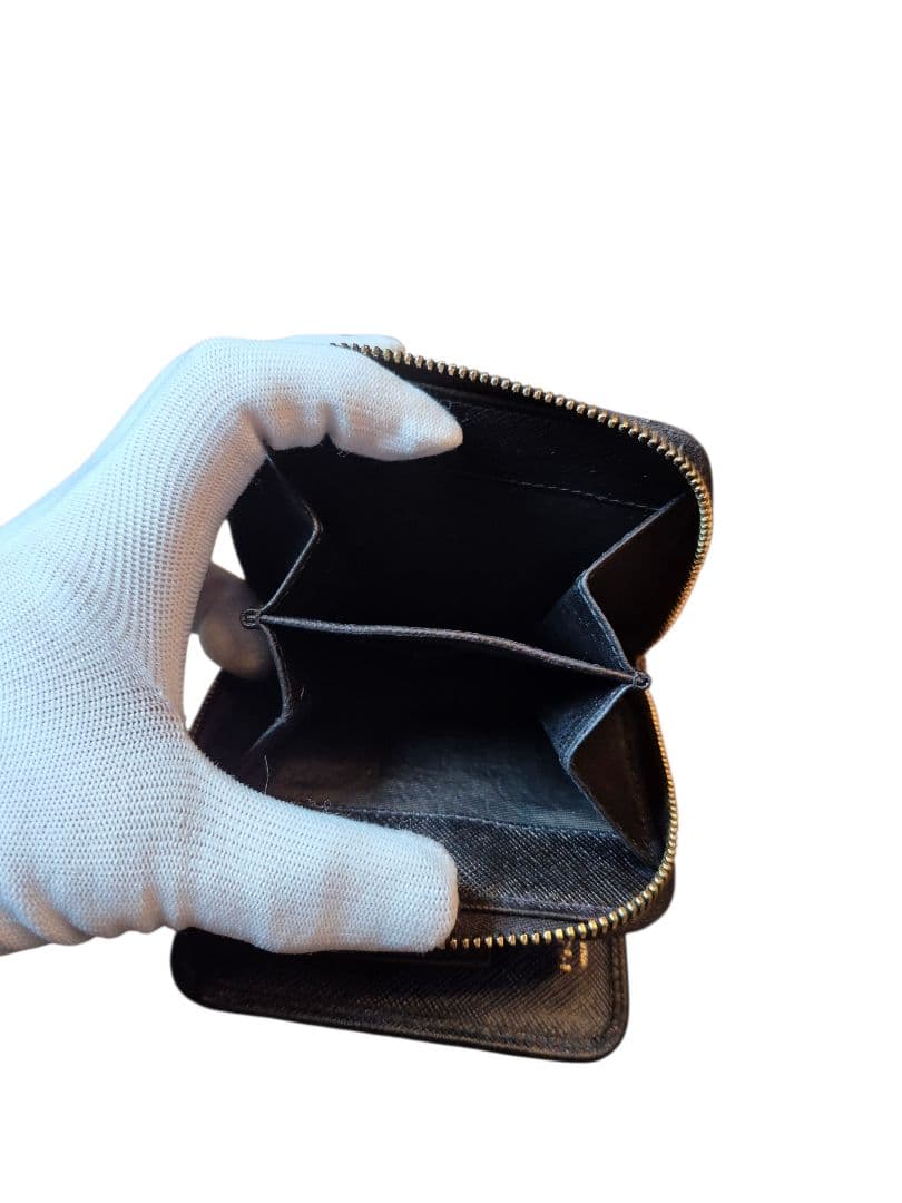 ＰＲＡＤＡ　プラダ　サフィアーノ　ケース　ラウンドファスナー　ブラック x