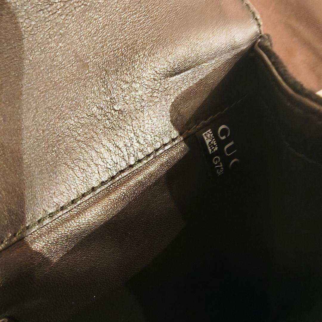 GUCCI ブラック スエード クラッチバッグ