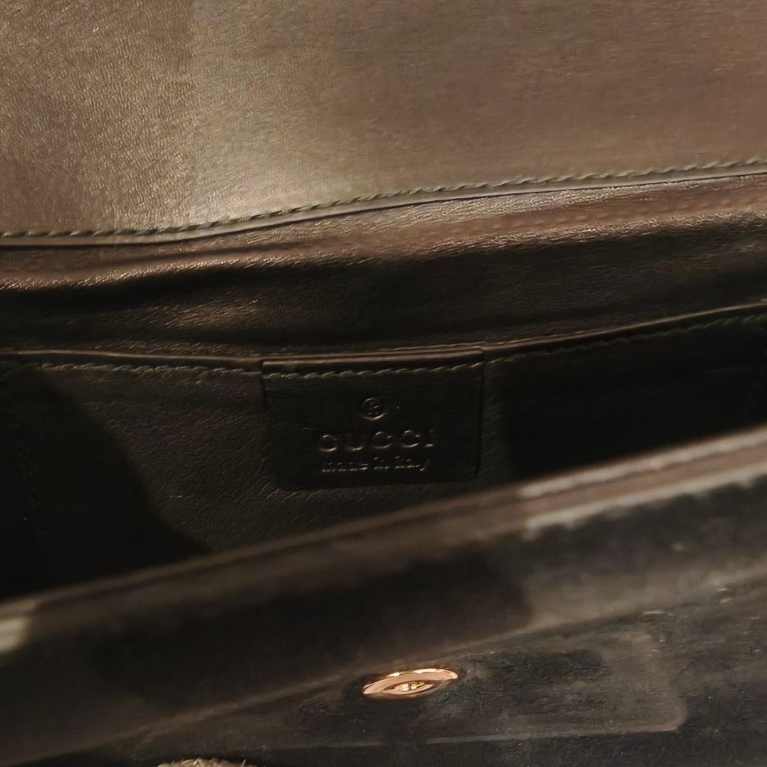 GUCCI ブラック スエード クラッチバッグ