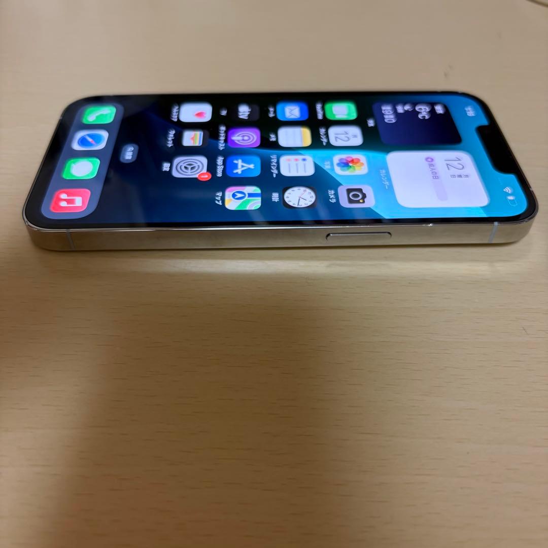 キズナ　【美品】iPhone 13 Pro 128GB バッテリー100%