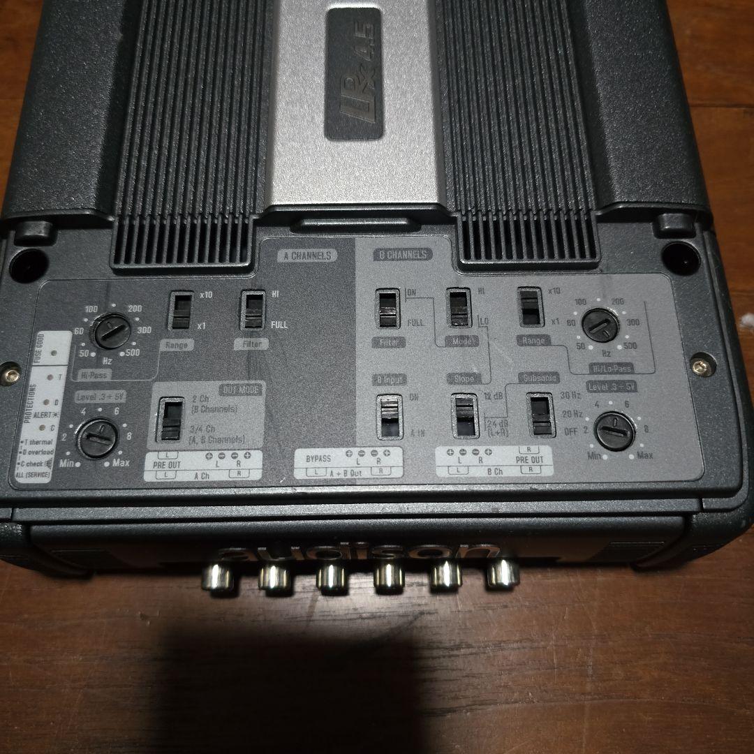 名品　audison LRx4.5 アンプ