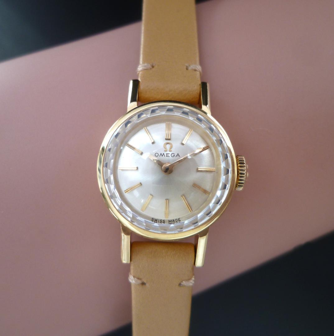 オメガ　1963年 18金無垢　カットガラス　レディース OH済　美品！
