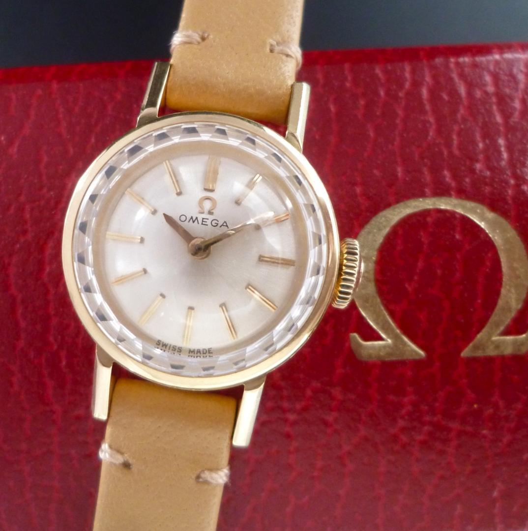 オメガ　1963年 18金無垢　カットガラス　レディース OH済　美品！