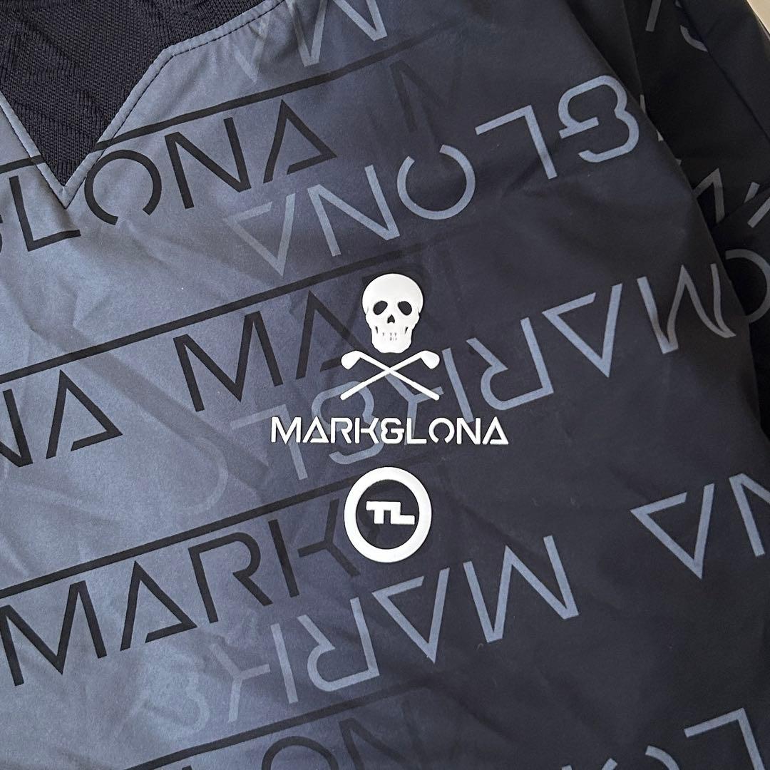 マークアンドロナ 2023年モデル プルオーバー スニード 中綿 総柄 黒