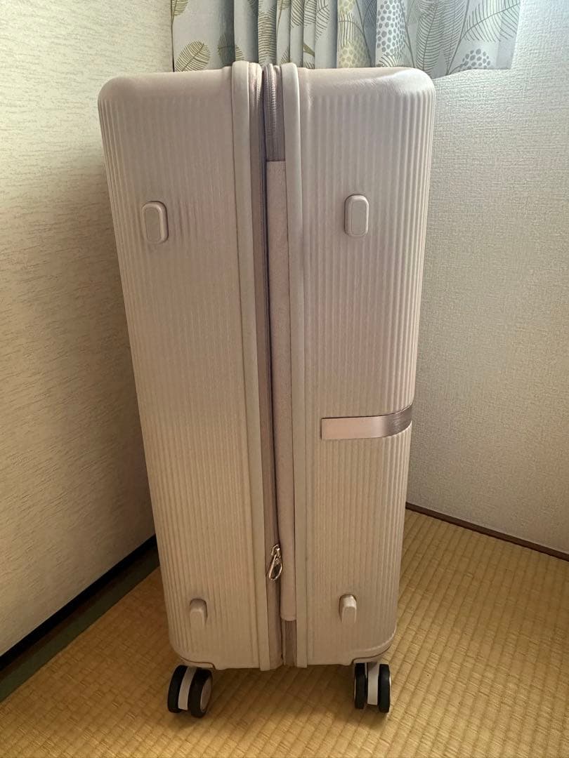 全新　Samsoniteコラボスーツケース(75cm)