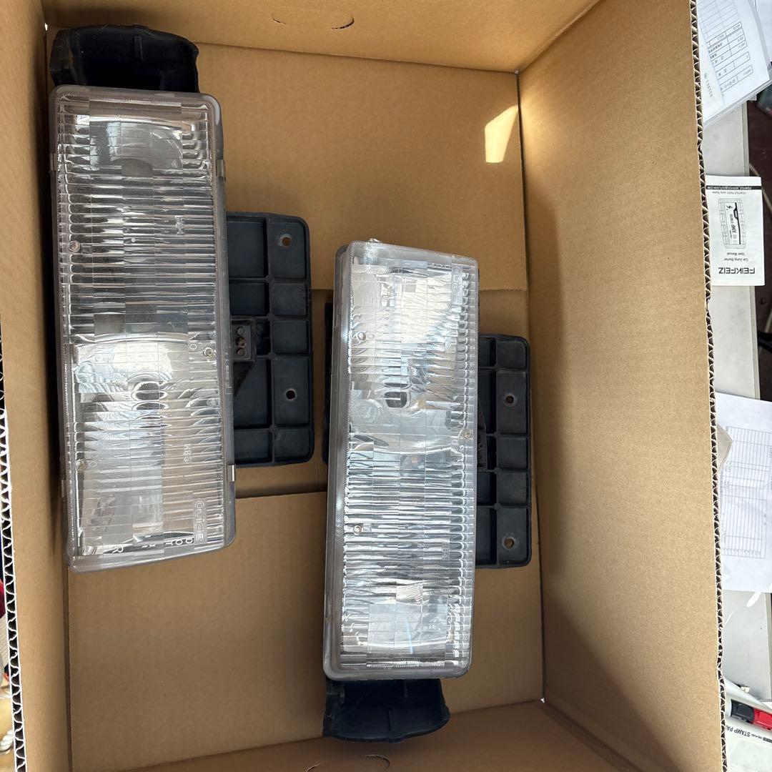 シボレーアストロ　ヘッドライト 左右セット