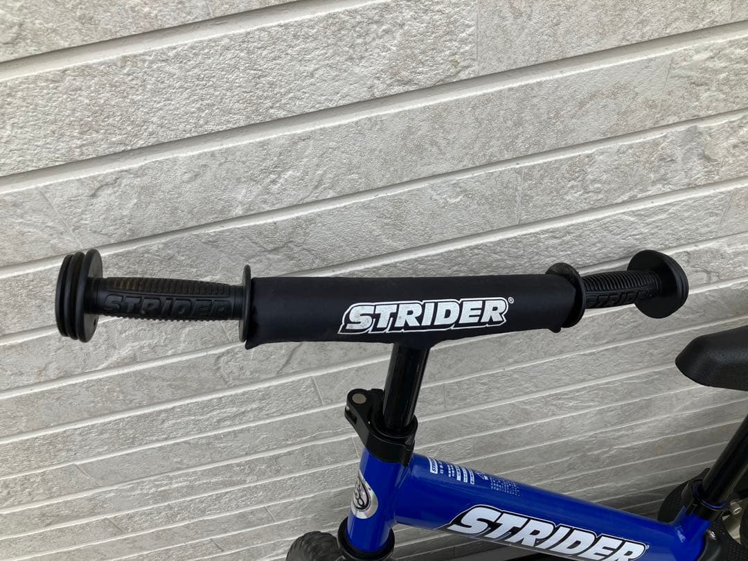 美品 STRIDER バランスバイク 12インチ 青