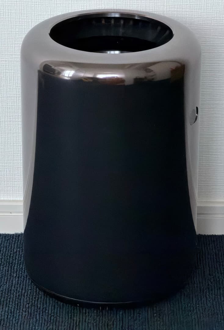 Apple Mac Pro 2013 12コア / 64GB / 500GB