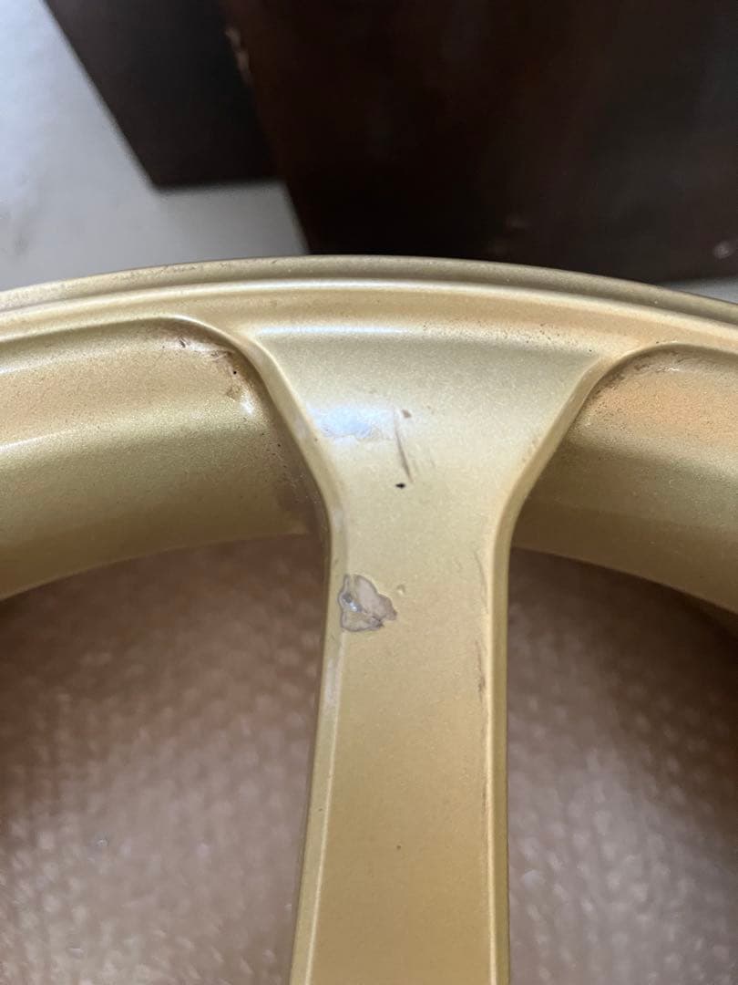 YOKOHAMA ホイール　AVS モデル7 ゴールド