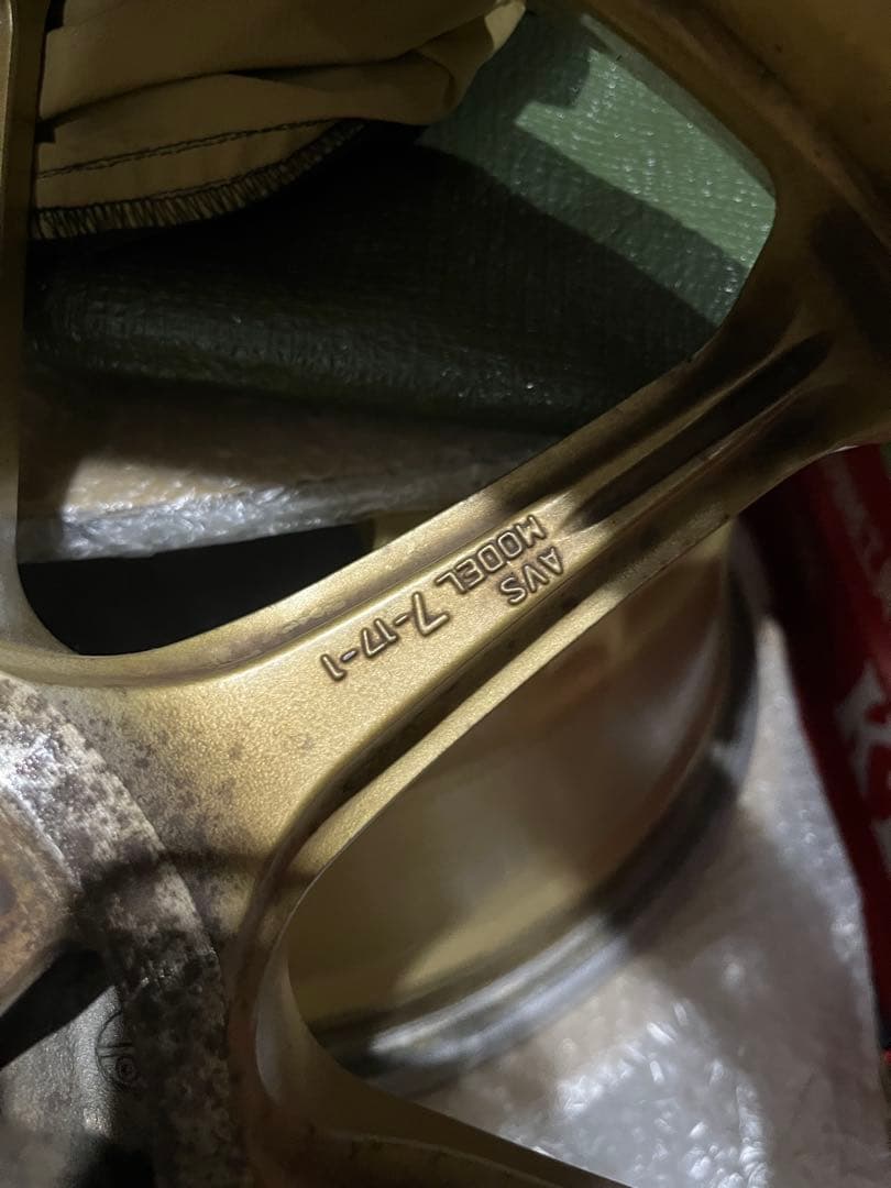 YOKOHAMA ホイール　AVS モデル7 ゴールド