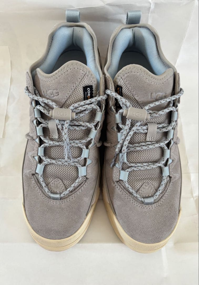 UGG アグ　W CAPTRAIL LOW キャップ　トレイル　ロー　CPF