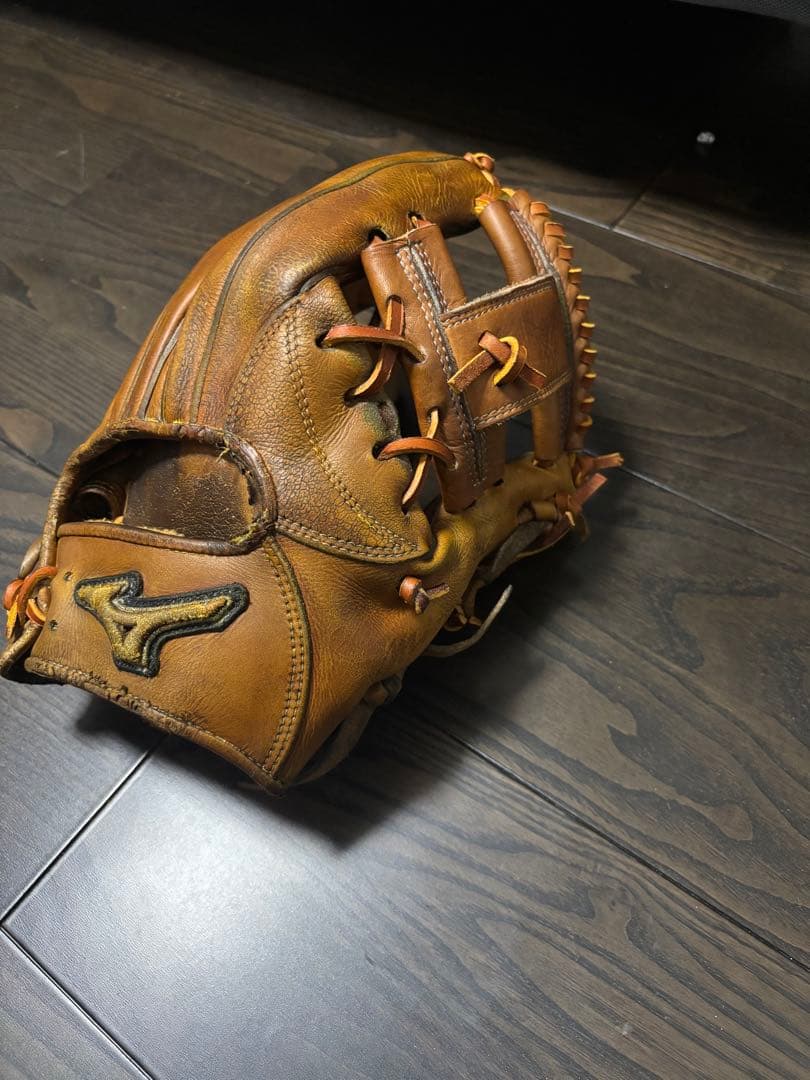 ミズノプロ　硬式グローブ ブラウン