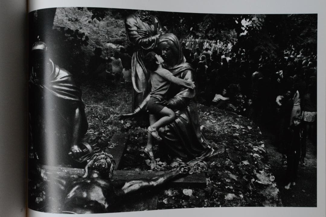 【Josef Koudelka:Exils 】サイン入　１９８８年