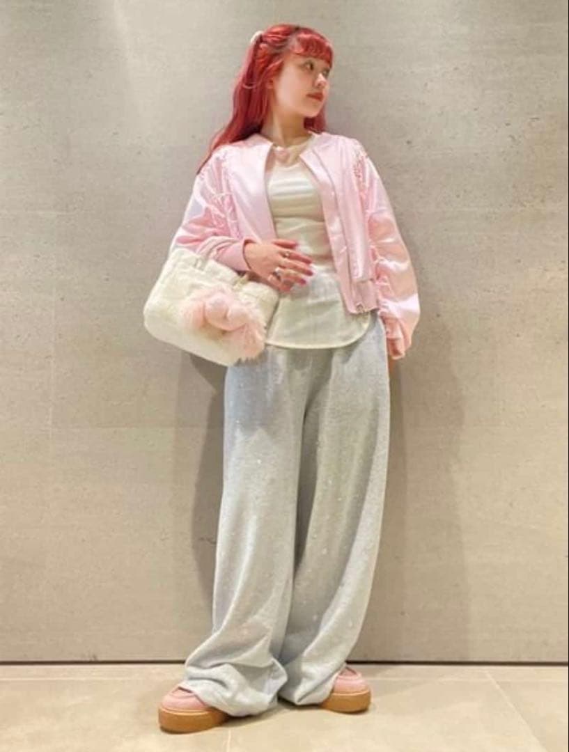 FURFURビジュー付きスウェットワイドパンツ