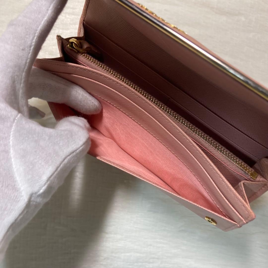 本日限定　PRADA プラダ　長財布　フレーム　ピンク　ベージュ　二つ折り　人気