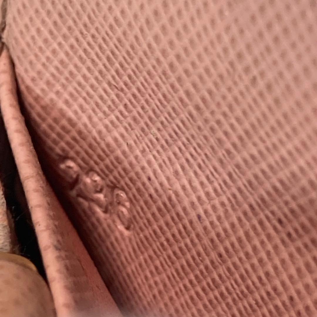 本日限定　PRADA プラダ　長財布　フレーム　ピンク　ベージュ　二つ折り　人気