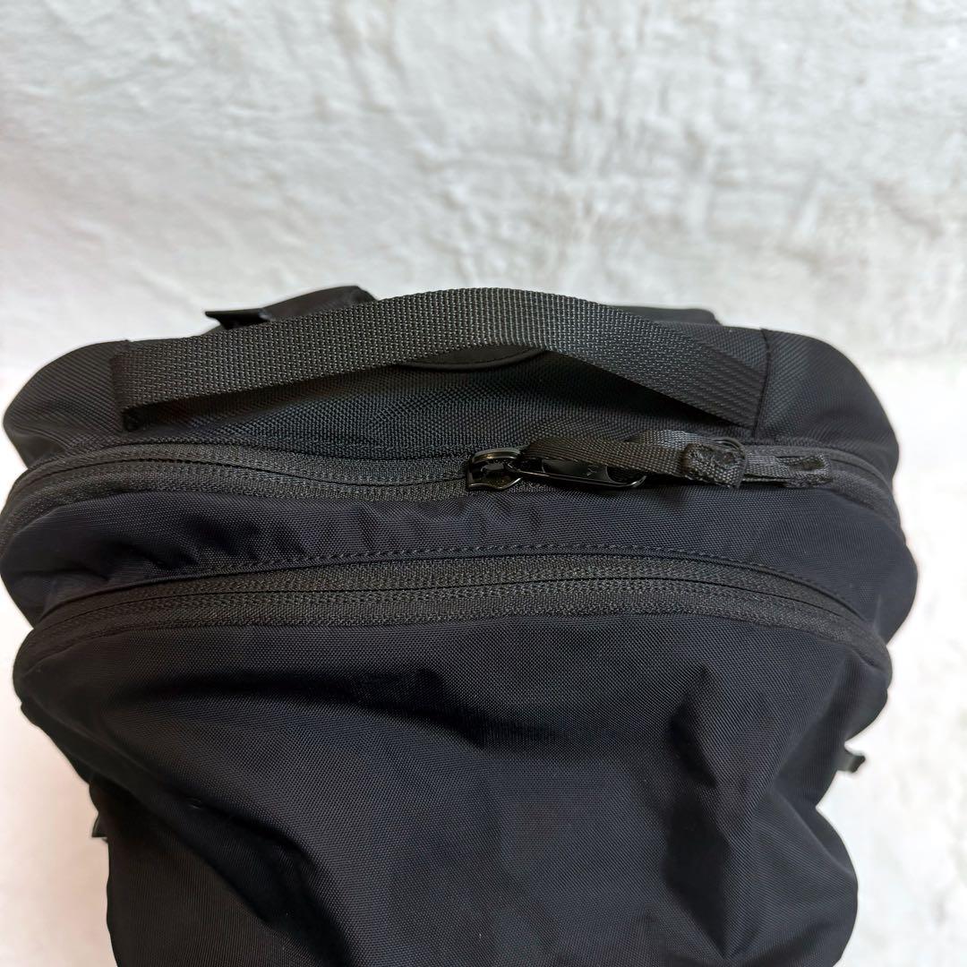 【極美品】希少　アークテリクス マンティス 26 リュック 廃盤品 ブラック 黒