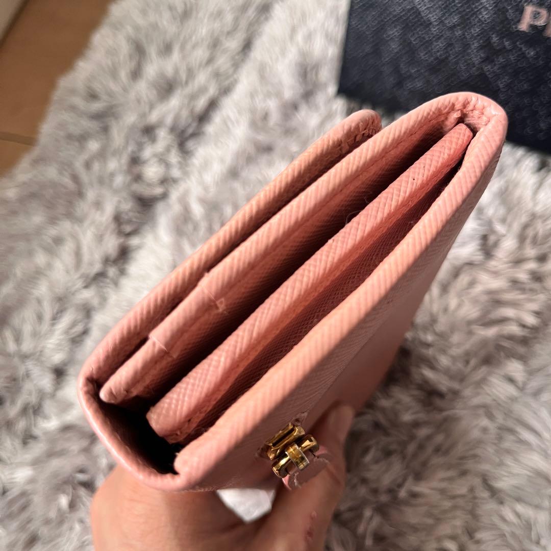 極美品✨PRADA サフィアーノ　フィオッコ　メタルロゴ　長財布　ピンク