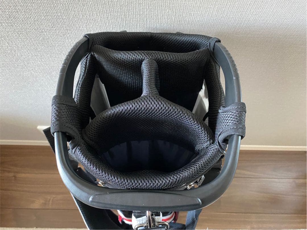 【美品・ほぼ未使用】グラファイトデザイン TourAD CQ キャディーバッグ