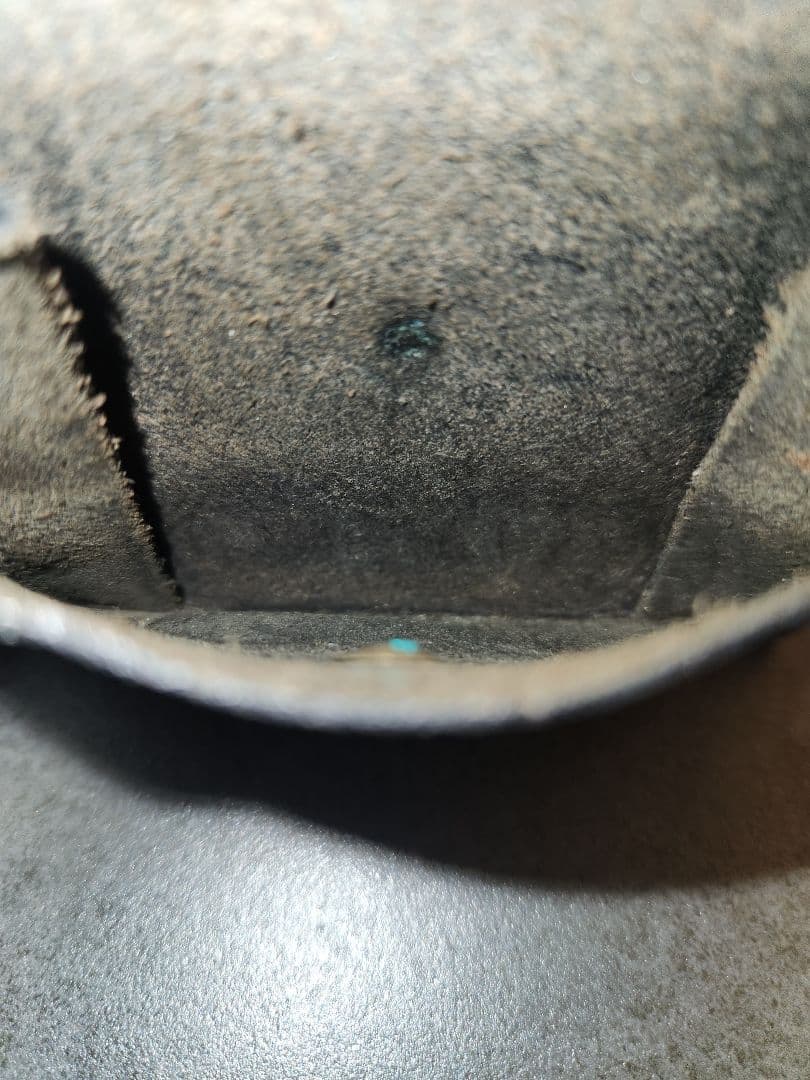 IL BISONTE ブラックレザー 二つ折り財布