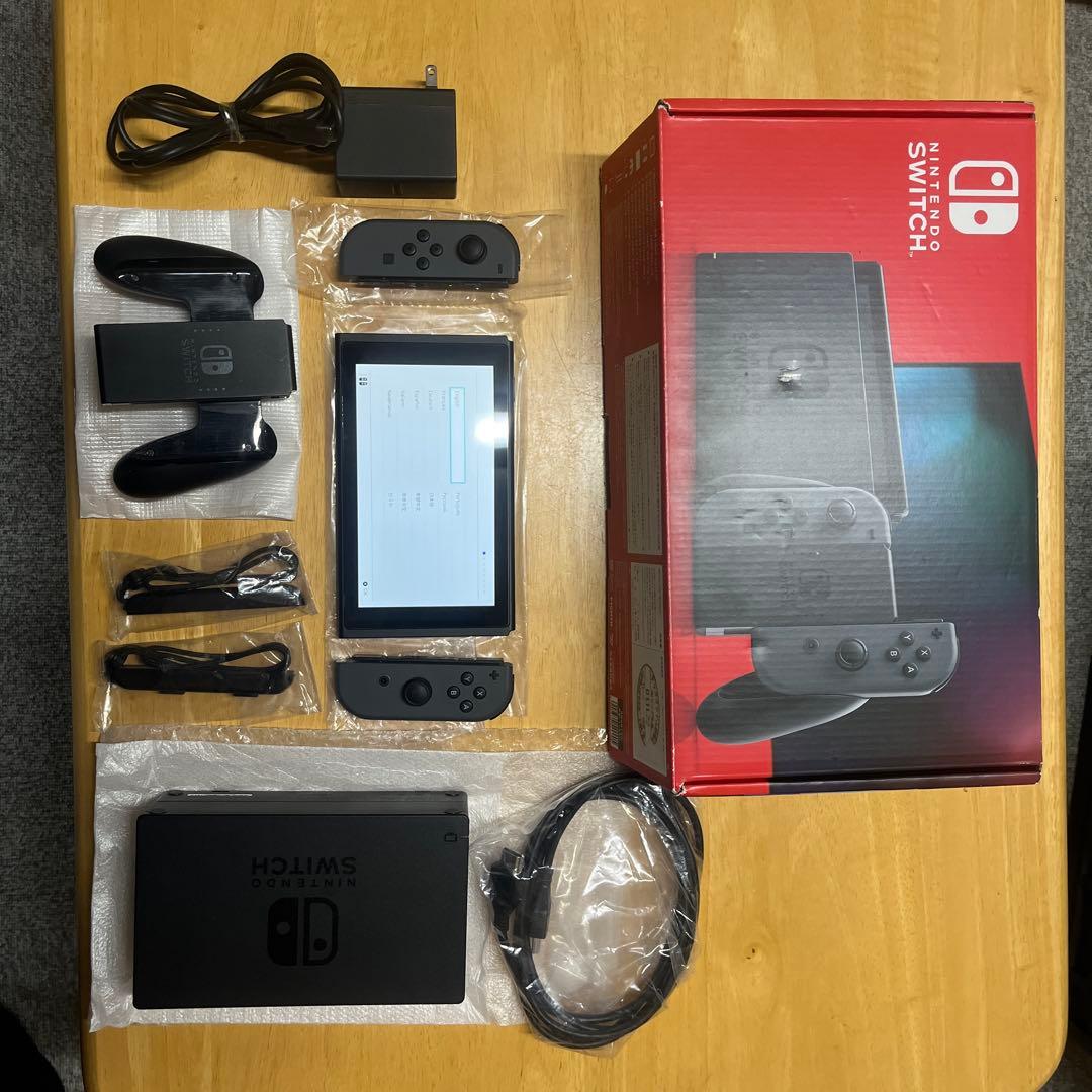 極美品★付属品完備★保護フィルム付き Nintendo Switch グレー