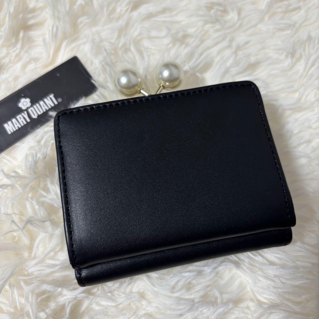 【未使用】 MARY QUANT 2つ折り財布 花柄 パール　ブラック