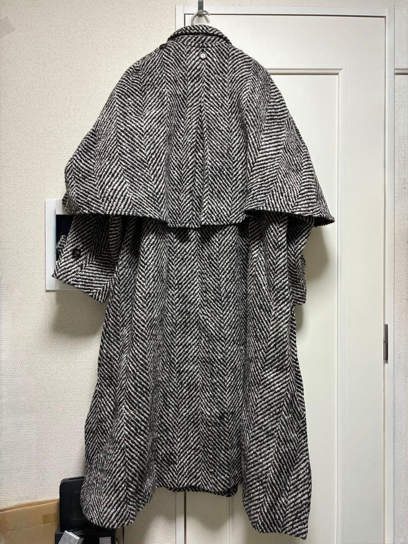 メゾンスペシャル ウール ヘリンボーン ケープ コート