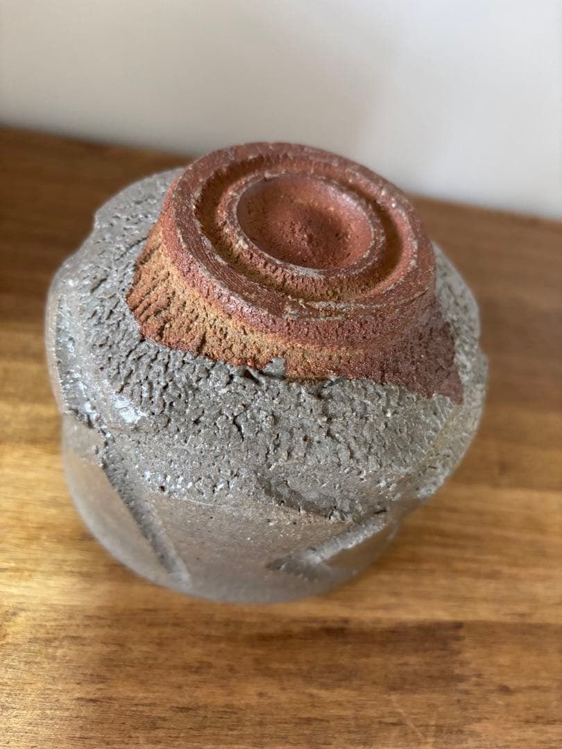 小島直喜　彫唐津　茶碗