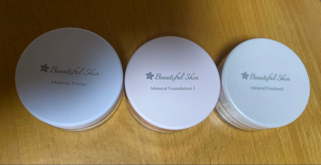 新品 ミネラルファンデーションF ミネラルプライマー 仕上げパウダー 3点セット