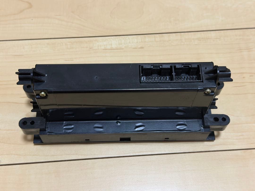 R-32ＧＴＲ　エアコン操作パネル　エアコンスイッチ エアコンパネル