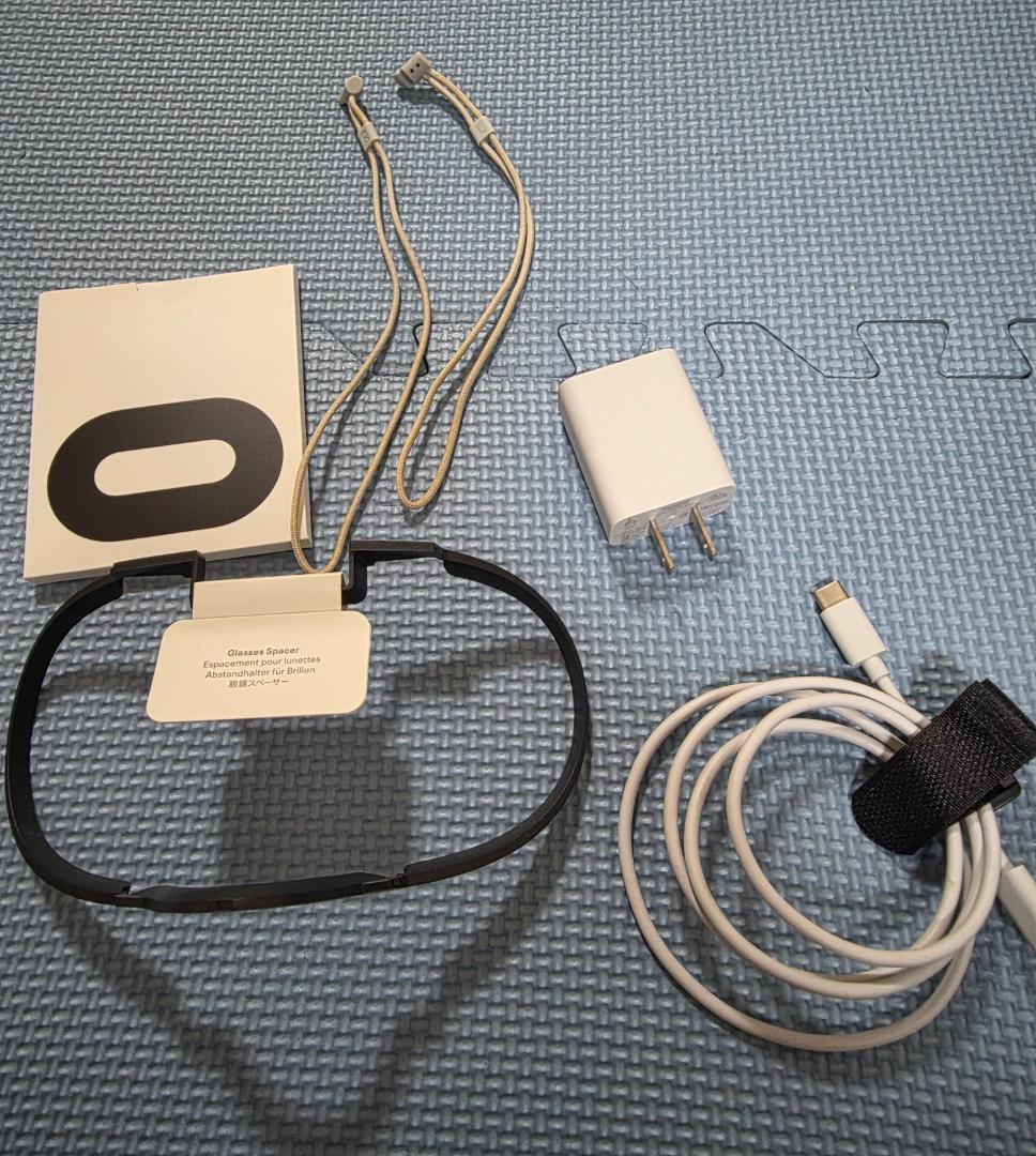  quest 2 256GB　別売りヘッドストラップ、ケース