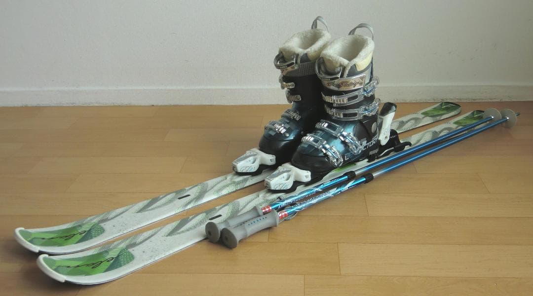 ■■1月限定■送料無料■ELAN■女性用スキーフルセット■板140靴23.5■■