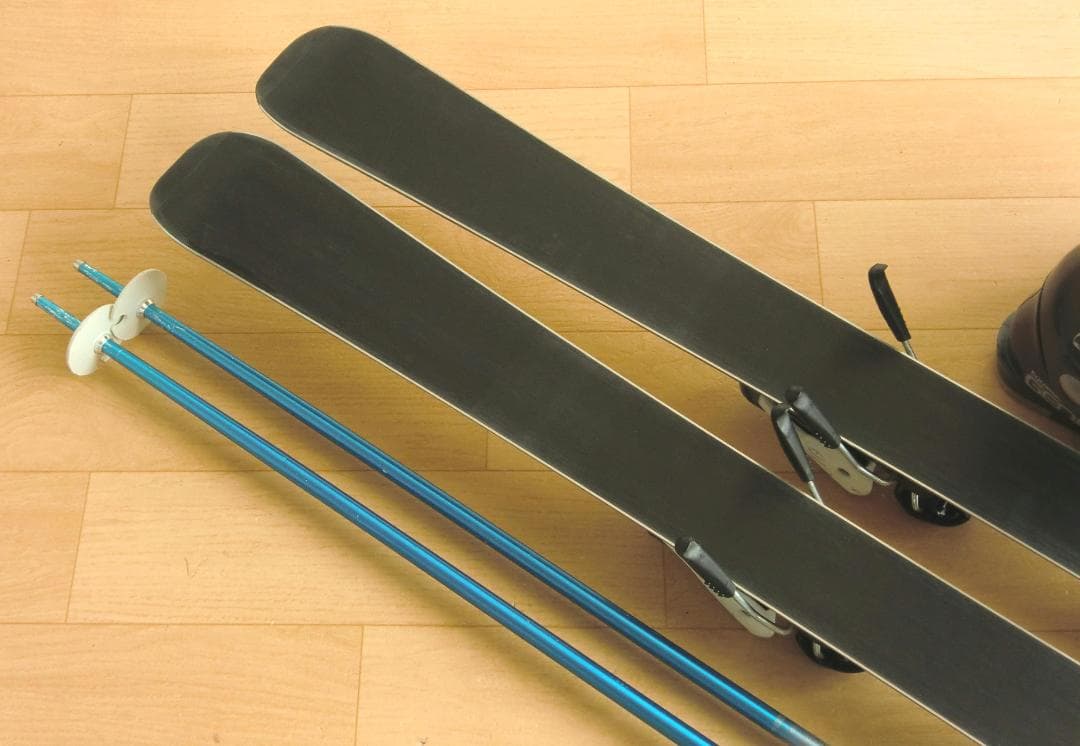 ■■1月限定■送料無料■ELAN■女性用スキーフルセット■板140靴23.5■■