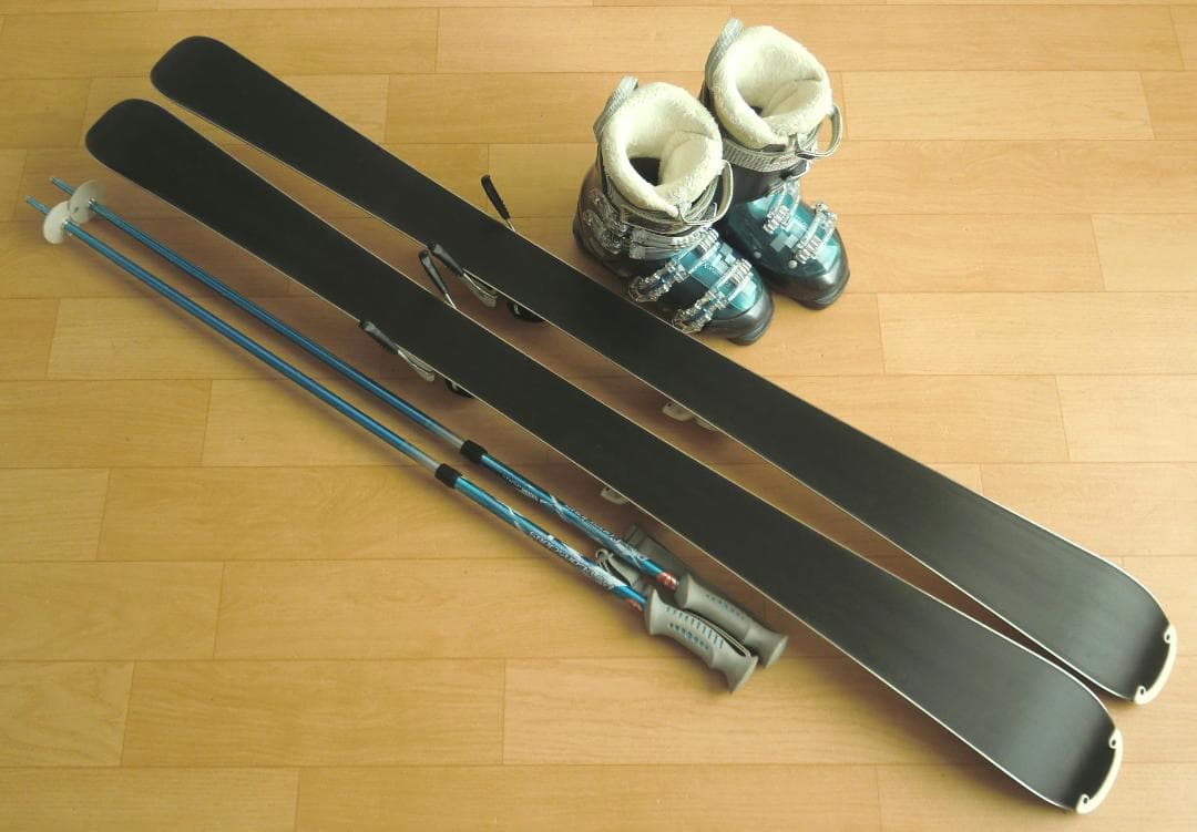 ■■1月限定■送料無料■ELAN■女性用スキーフルセット■板140靴23.5■■